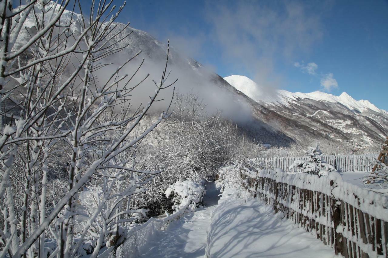 Roulottes Montagne Pyrenees Ξενοδοχείο Luz-Saint-Sauveur Εξωτερικό φωτογραφία